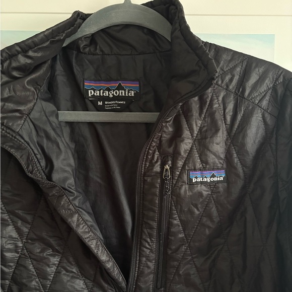 Patagonia Black Quilted Jacket - Picture 3 of 3